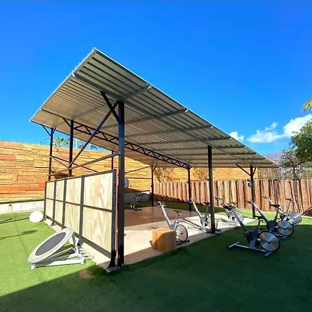 Activate Sports Club Apts Opposite Baubab Suites Адехе